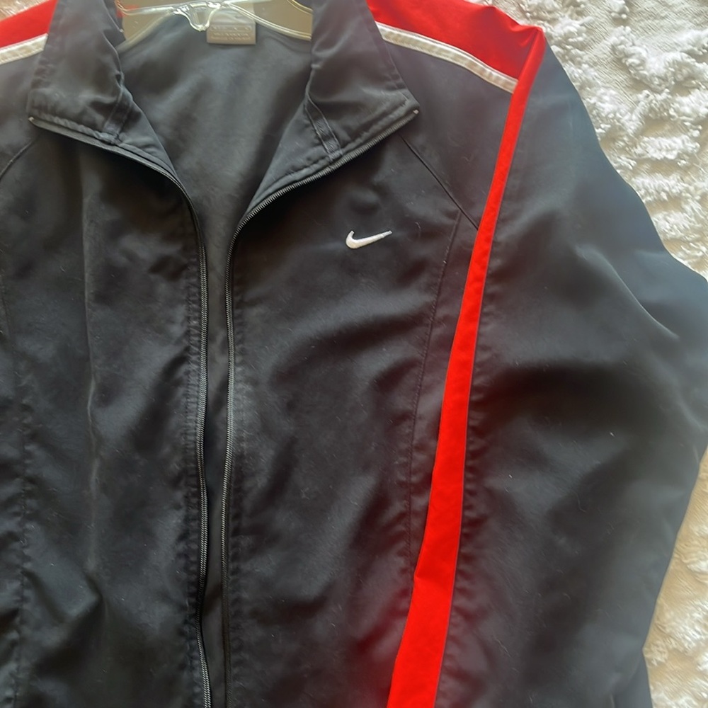 Nike jacket - Picture 2 of 4